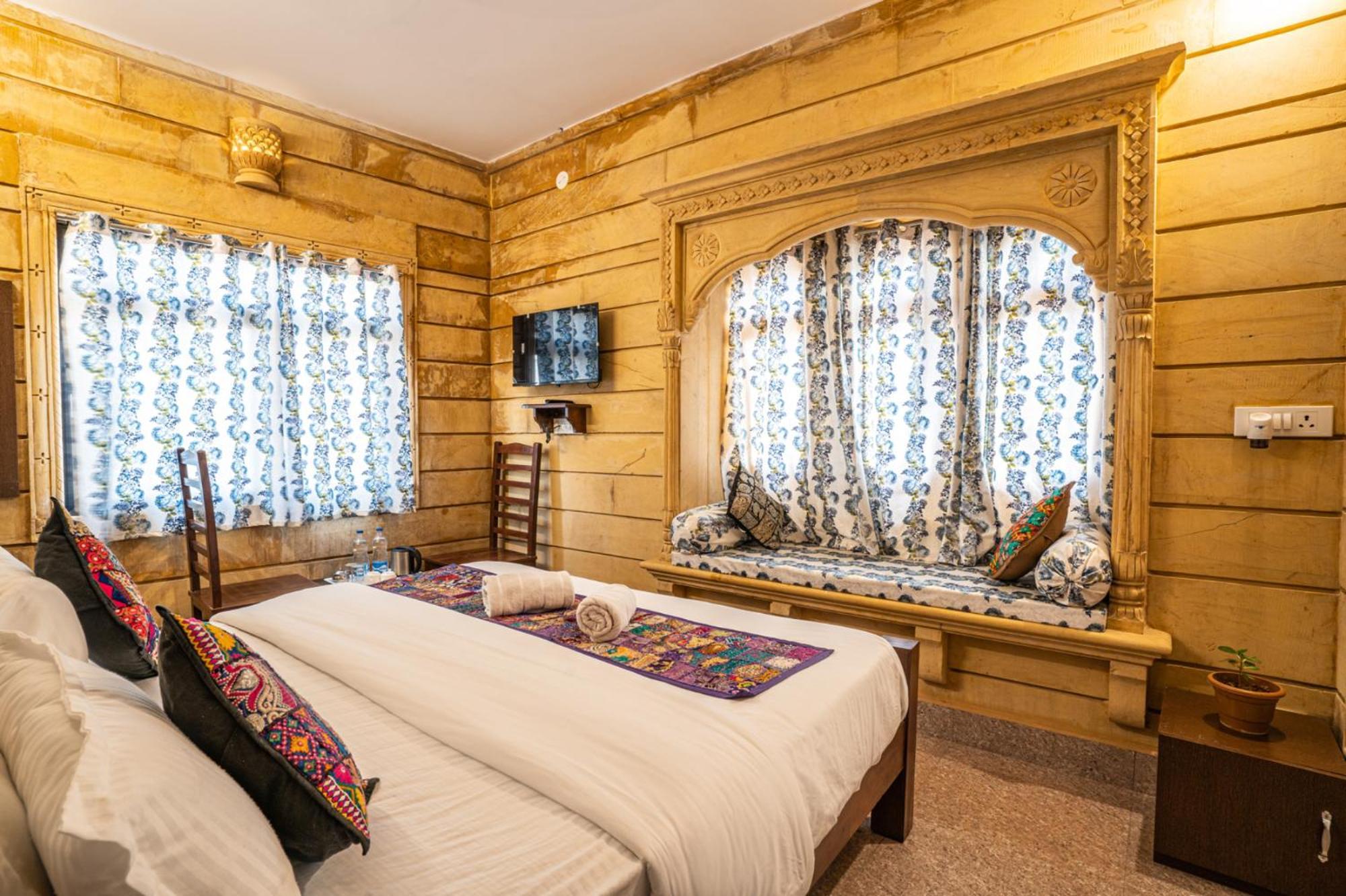 Hotel Relax Inn Джайсалмер Экстерьер фото
